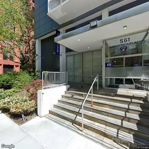rent specialty 561 la guardia pl