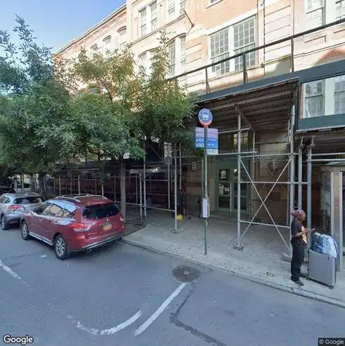 rent specialty 1680 lexington ave