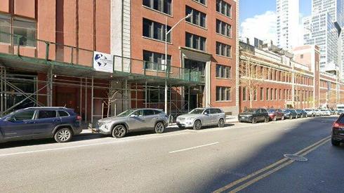 rent specialty 530 w 57th st