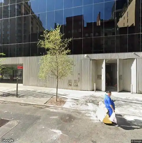 rent specialty 26-40 w 54th st