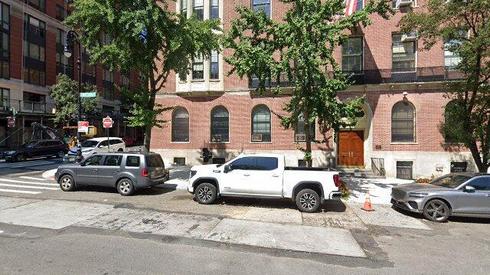 rent office 100 e end ave