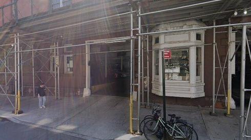 rent specialty 160 w tenth st