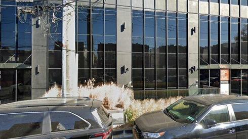 rent office 1055 63rd st