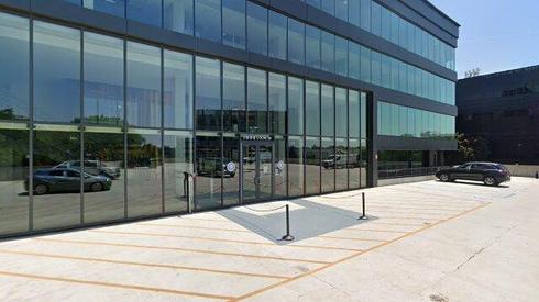 rent office 16-16 whitestone expy