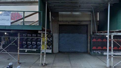 rent office 23-10 queens plz s