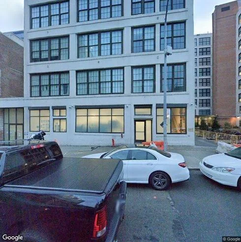 rent office 47 hall st