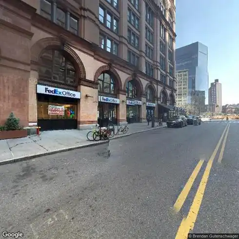 rent apartment 21 astor pl