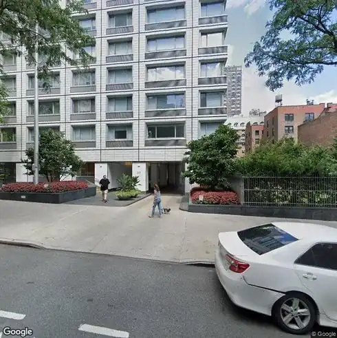 rent apartment 211 e 70th st