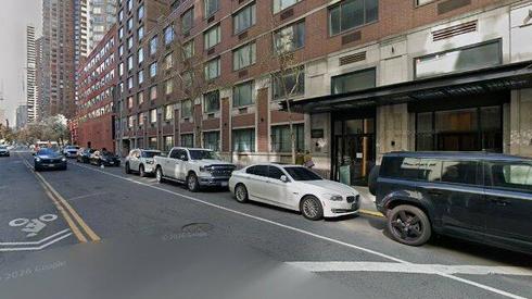 rent apartment 520 w 43rd st