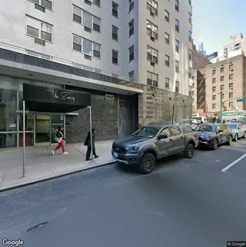 rent apartment 300 e 46th st