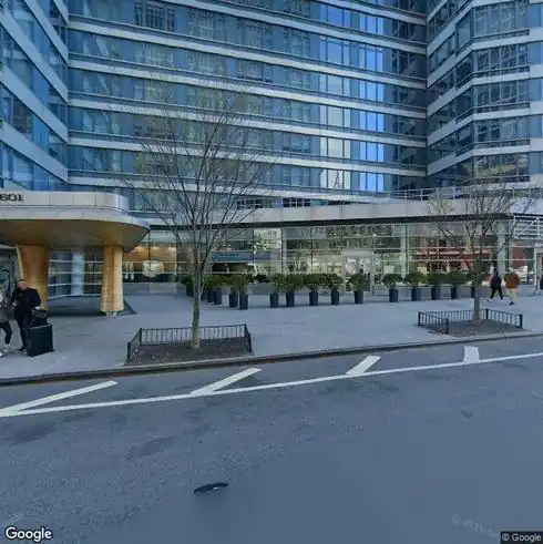 rent apartment 601 w 57th st