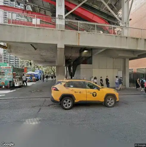 rent apartment 252 e 61st st