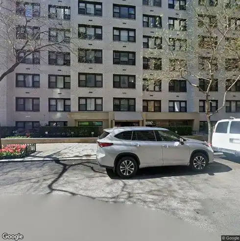 rent apartment 220 e 63rd st