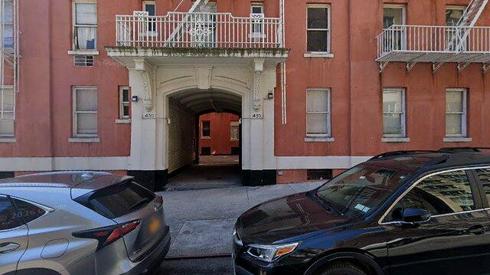 rent apartment 430 e 65th st