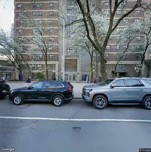 rent apartment 240 w 65th st