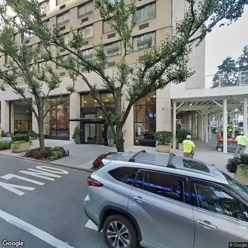 rent apartment 60 w 66th st
