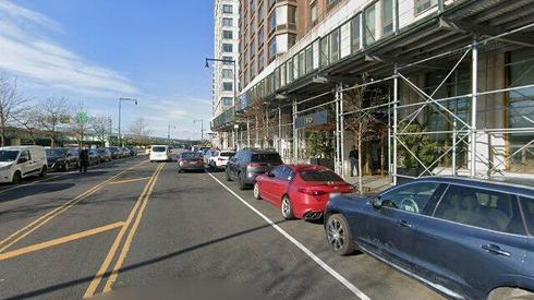rent apartment 180-194 riverside blvd