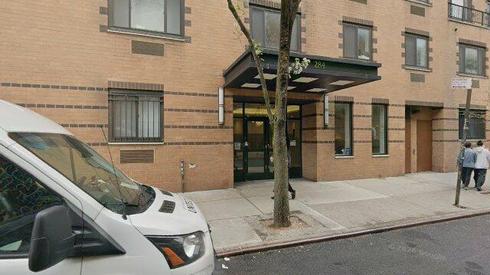 rent office 284 mott st