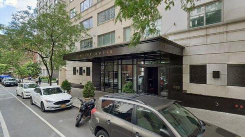 rent apartment 200 e 71st st
