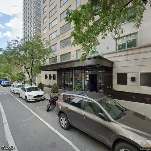 rent apartment 200 e 71st st
