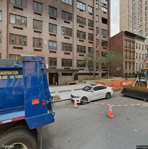 rent apartment 220 e 72nd st