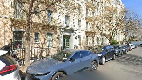 rent apartment 555 e 78th st