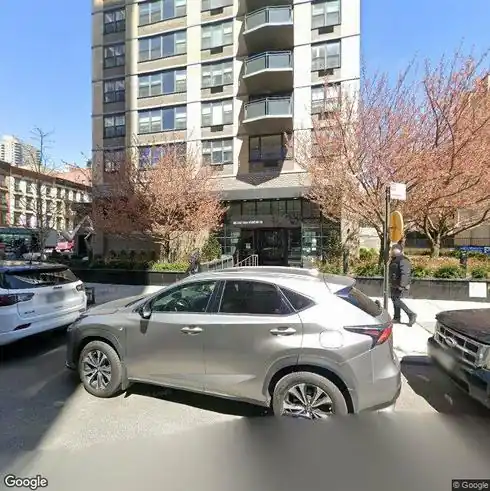 rent apartment 303 e 83rd st