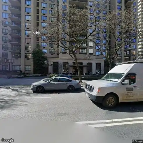 rent apartment 1365 york ave