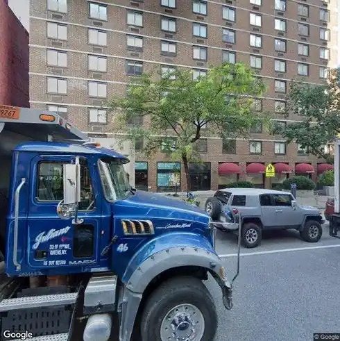 rent apartment 182 e 95th st