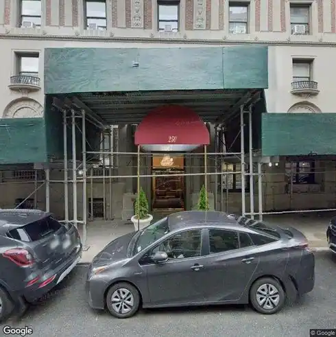rent apartment 250 w 100th st