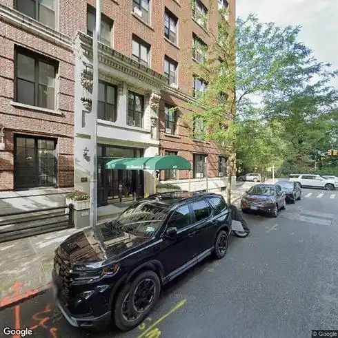 rent apartment 155 riverside dr