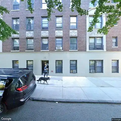 rent apartment 280 riverside dr