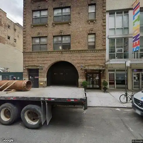 rent office 223 west 19th street