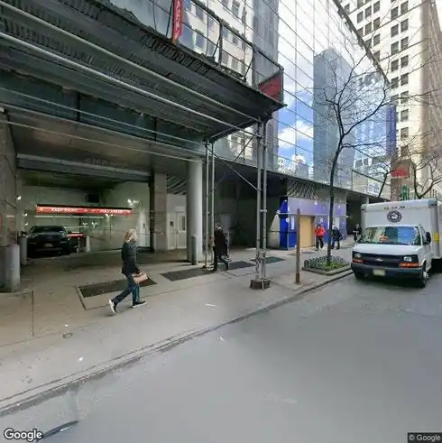 rent apartment 126-128 w 32nd st