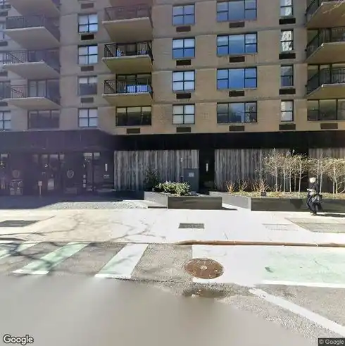 rent apartment 330 e 39th st