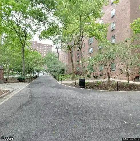 rent apartment 4 peter cooper rd