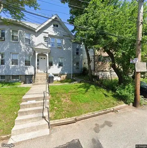 rent apartment 21 west st