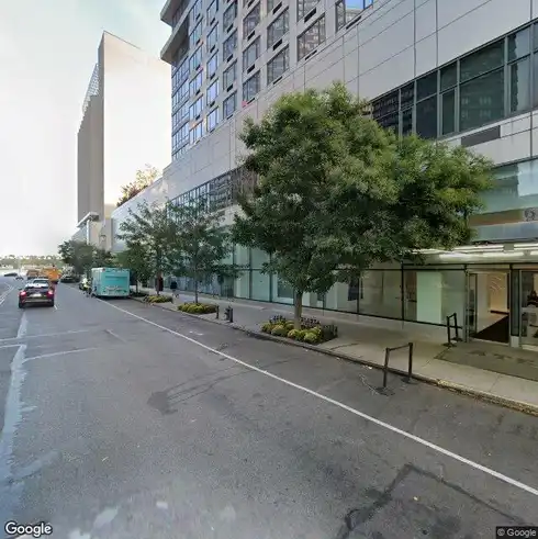 rent apartment 635 west 42nd street