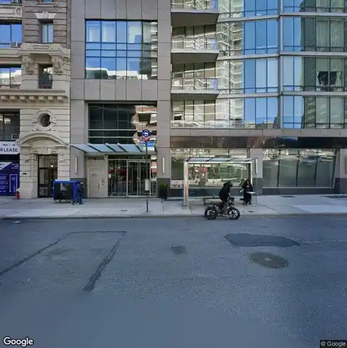 rent apartment 300 east 23rd street
