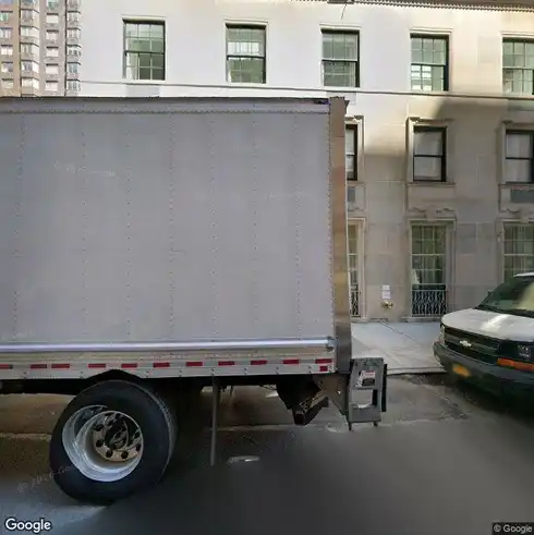 rent apartment 435 east 52nd street