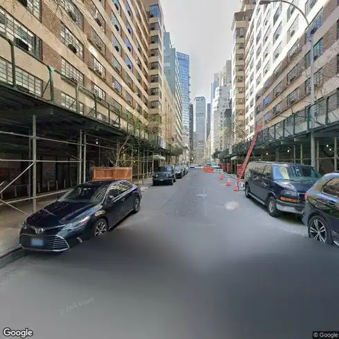rent retail 310 east 44th street