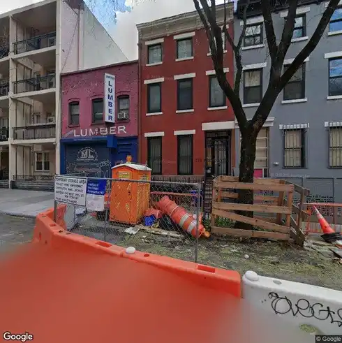 rent retail 276 west 25th street