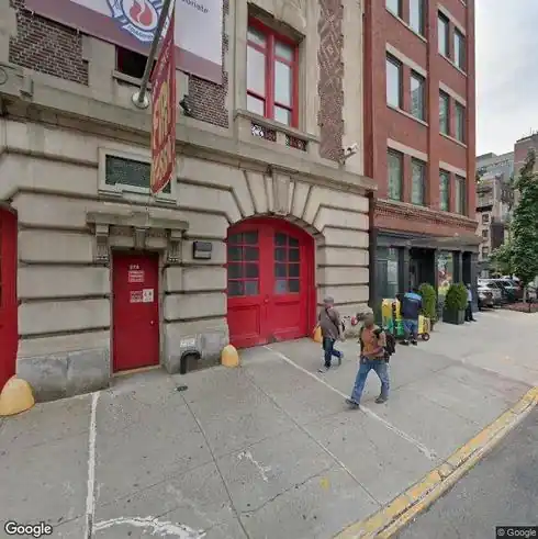 rent office 286 spring street
