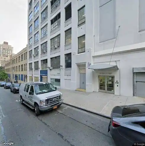 rent office 211 west 61st street