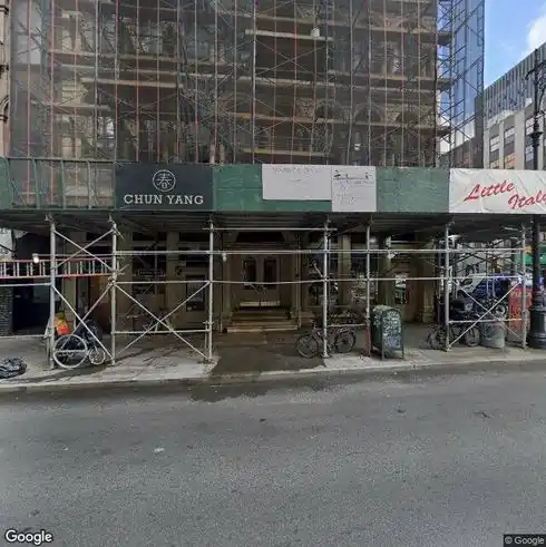 rent retail 105 chambers street