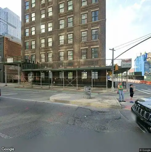 rent office 599 eleventh avenue
