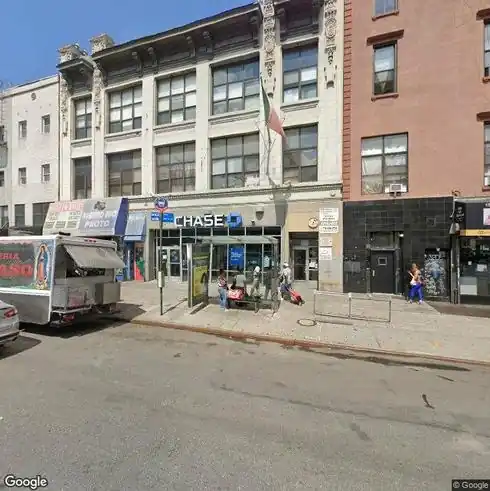 rent retail 179 east 116th street