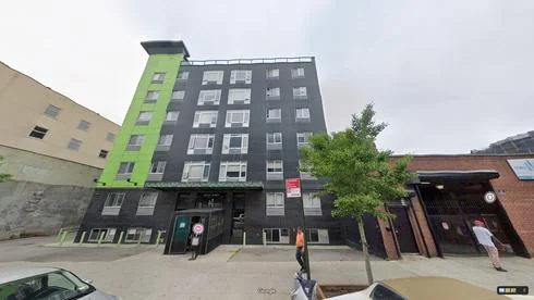 rent office 132-158 32nd street