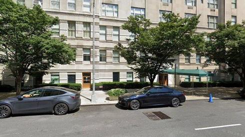 rent apartment 17-25 east 72nd street