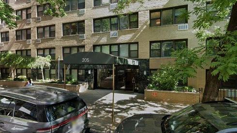 rent apartment 205 east 77th street